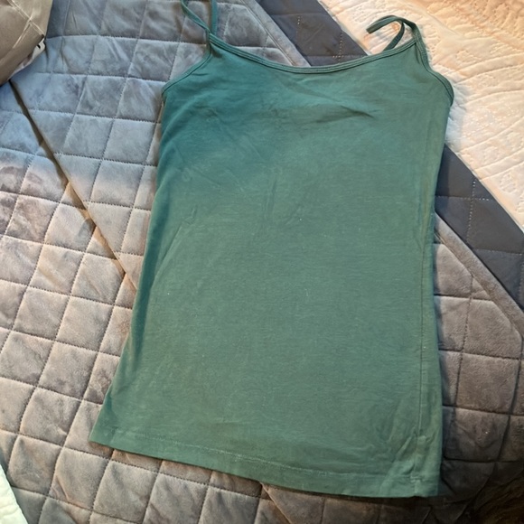 F21 tank bundle NWOT - Picture 4 of 6